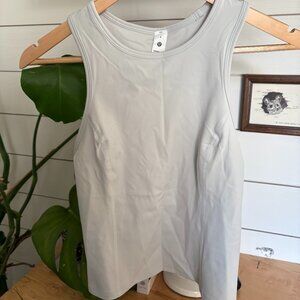 Lululemon racerback tank in grey size 6